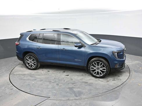 New 2026 GMC Acadia Denali Ultimate w/ LPO, Floor Liner Package AWD/4WD image 33