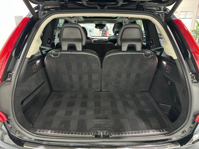 Used 2020 Volvo XC90 T5 Momentum w/ Protection Package Premier FWD image 39