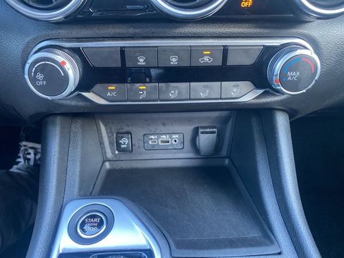 Used 2024 Nissan Sentra SV image 24