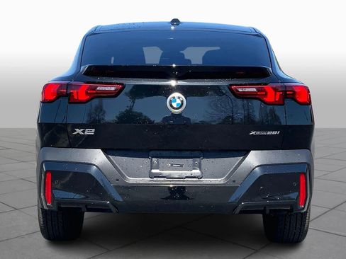 Certified 2026 BMW X2 xDrive28i image 4