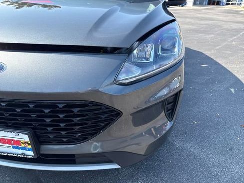 Used 2020 Ford Escape SE Sport image 33