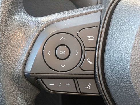 Used 2025 Toyota Corolla LE image 24