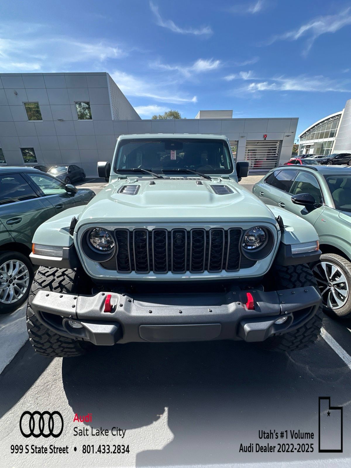 Used 2024 Jeep Wrangler Unlimited Rubicon AWD/4WD image 1