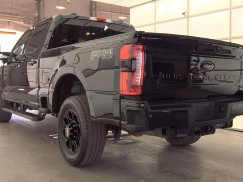 Used 2023 Ford F250 Lariat w/ Lariat Ultimate Package image 3