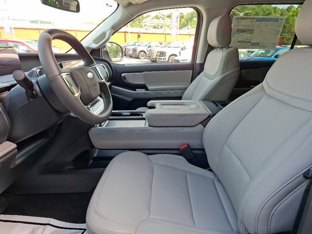 New 2027 Ford Expedition Max Active RWD image 15