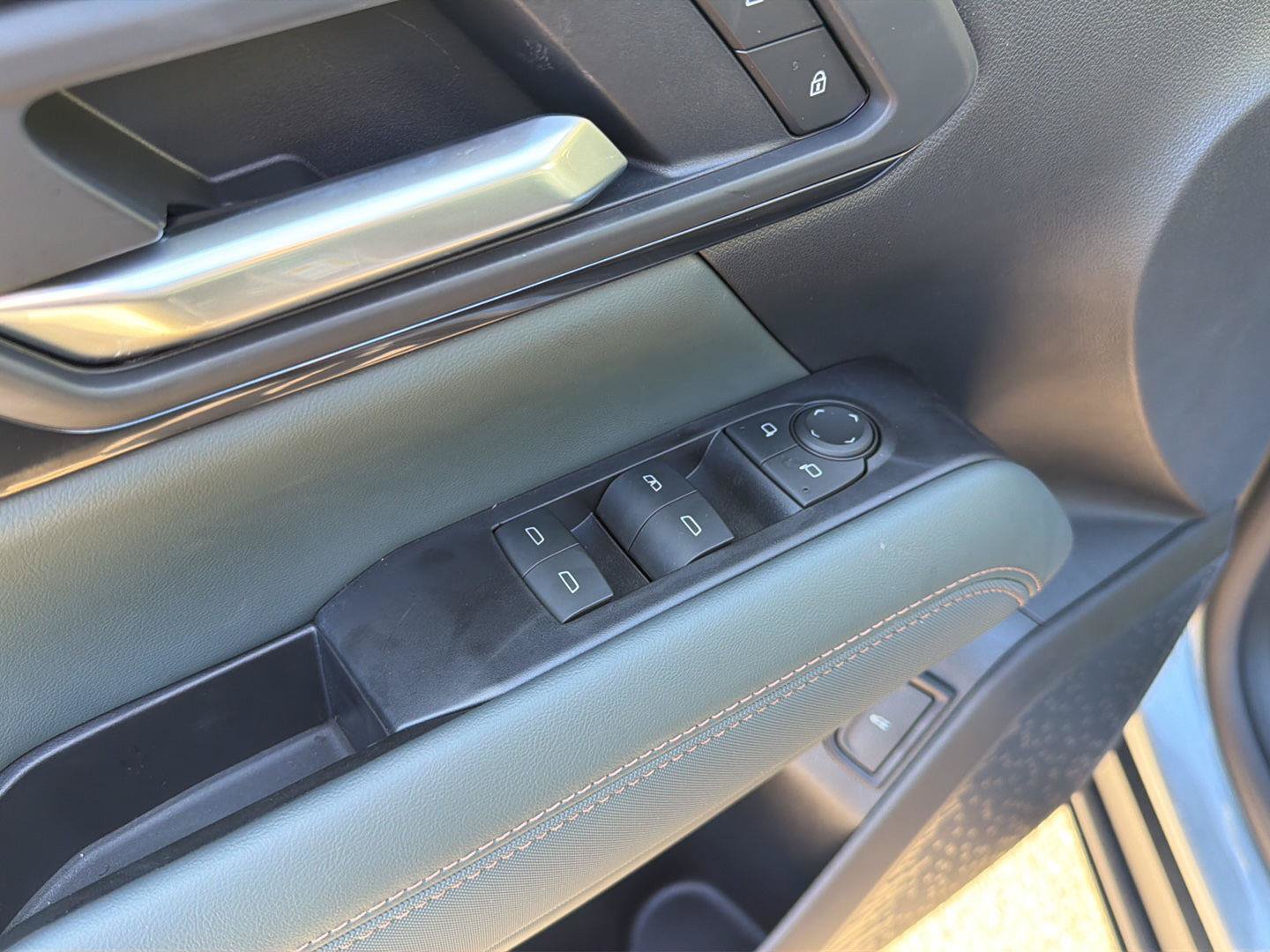 New 2027 GMC Terrain AT4 AWD/4WD image 11