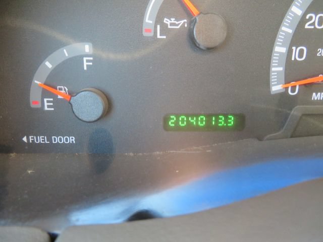 Used 2003 Ford F150 XLT RWD image 21