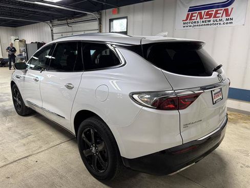 Certified 2023 Buick Enclave Essence w/ Experience Buick Package AWD/4WD image 4