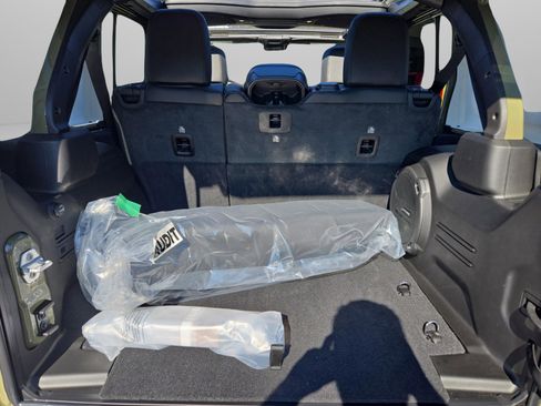 New 2025 Jeep Wrangler Rubicon image 21