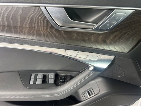 Used 2023 Audi A6 Premium Plus w/ Premium Plus Package image 11