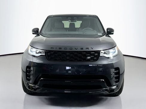 New 2025 Land Rover Discovery Dynamic SE image 2