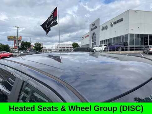 Used 2017 RAM 1500 Lone Star AWD/4WD image 4
