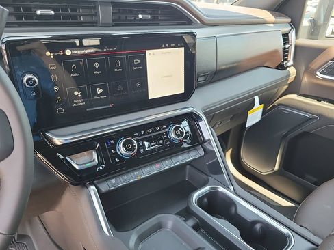 New 2026 GMC Sierra 2500 Denali w/ Denali Reserve Package AWD/4WD image 21