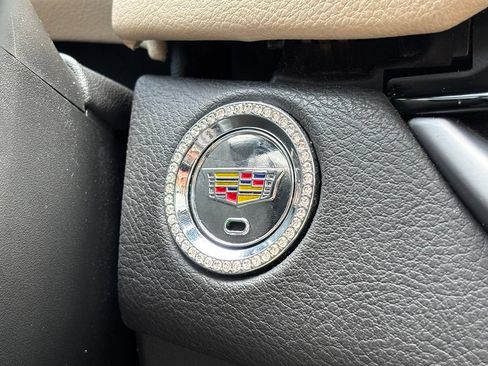 Used 2024 Cadillac XT4 Premium Luxury FWD image 15