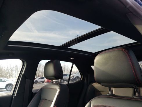 Used 2022 Chevrolet Equinox RS w/ Infotainment Package image 22