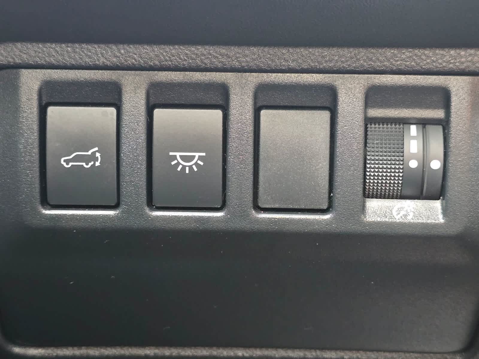 Certified 2025 Subaru Ascent Bronze Edition AWD/4WD image 18