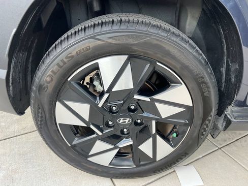 Used 2024 Hyundai Kona SEL w/ Convenience Package FWD image 8