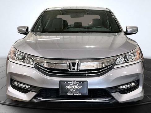 Used 2017 Honda Accord Sport image 3