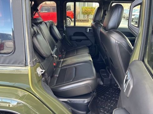 Used 2022 Jeep Wrangler Unlimited Sahara 4xe image 31