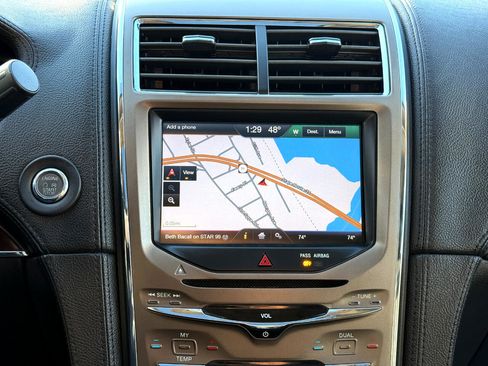 Used 2014 Lincoln MKX AWD w/ Equipment Group 102A image 22