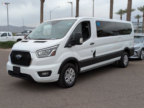 Used 2023 Ford Transit 350 XLT image 7