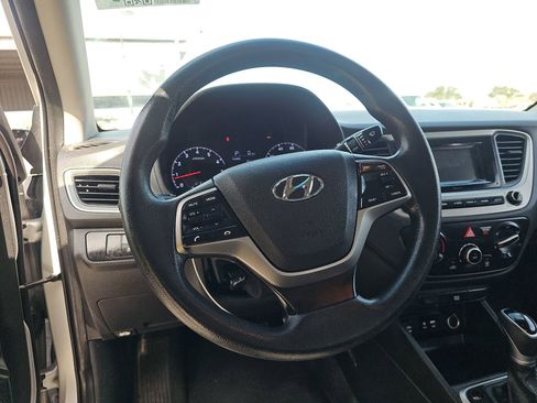Used 2020 Hyundai Accent SE image 14