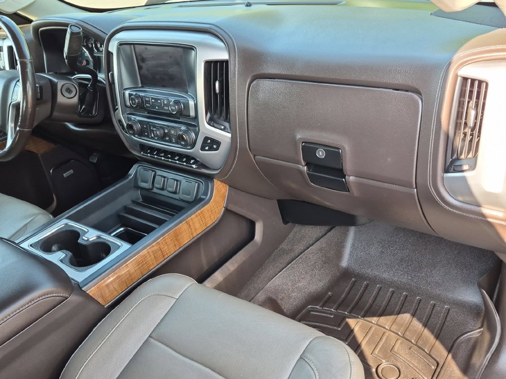Used 2017 GMC Sierra 3500 SLT w/ Duramax Plus Package AWD/4WD image 23