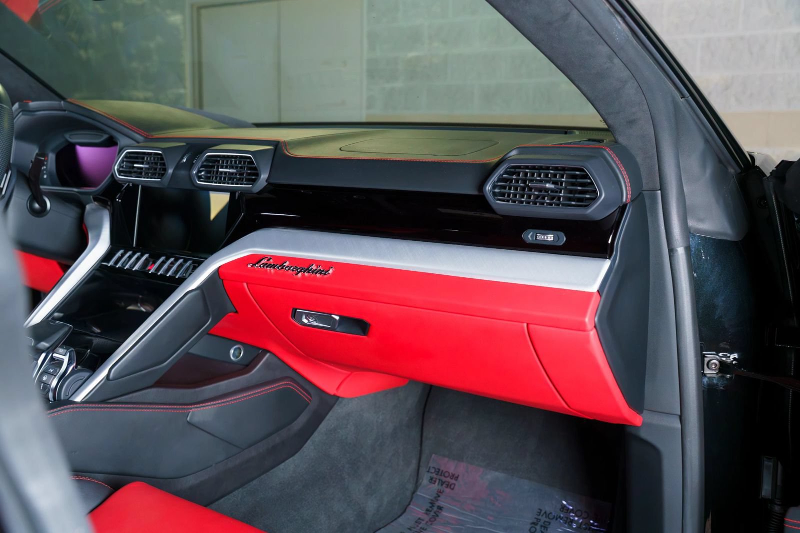 Used 2021 Lamborghini Urus AWD/4WD image 69