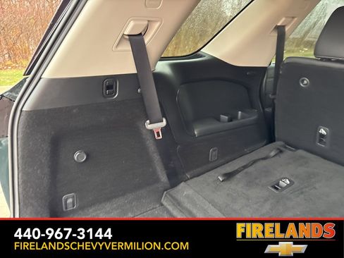 Used 2024 Nissan Pathfinder SL image 49