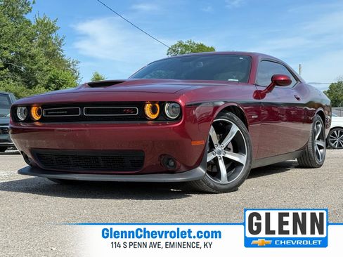 Used 2019 Dodge Challenger R/T w/ Driver Convenience Group RWD image 1