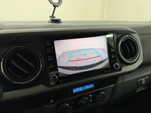 Used 2022 Toyota Tacoma TRD Sport RWD image 25