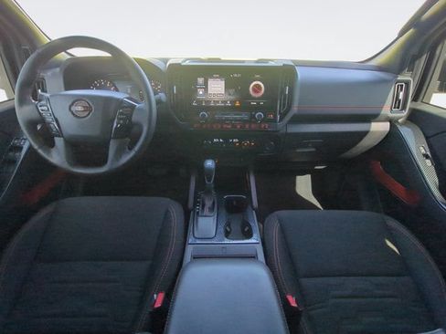 Used 2026 Nissan Frontier Pro-X w/ Pro-X Convenience Package RWD image 17