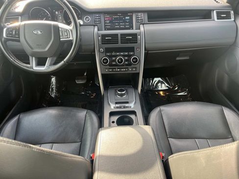 Used 2019 Land Rover Discovery Sport HSE AWD/4WD image 9