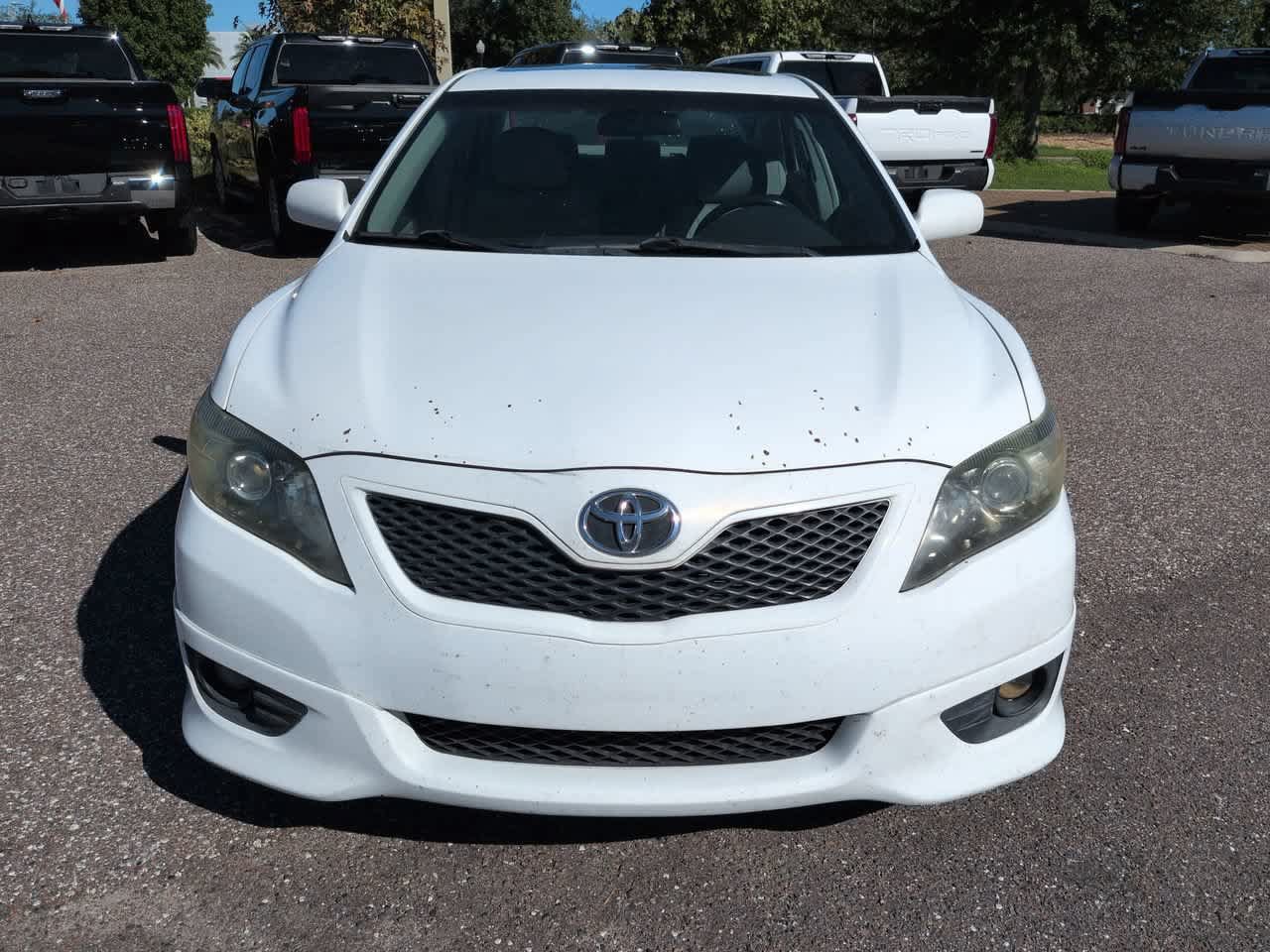 Used 2011 Toyota Camry SE w/ SE Extra-Value Pkg #1 FWD image 9