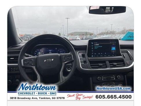 Used 2023 Chevrolet Suburban RST w/ Luxury Package image 34