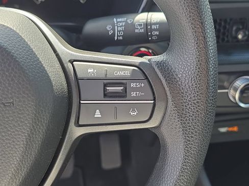 Used 2025 Honda CR-V LX image 31