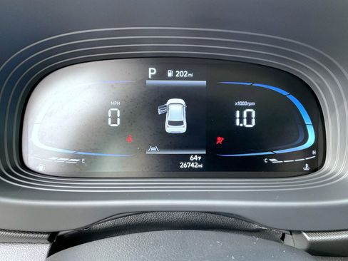 Certified 2023 Hyundai Venue SEL image 12