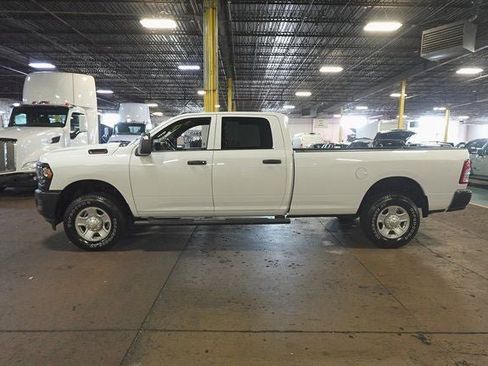 Used 2024 RAM 3500 Tradesman w/ Snow Chief Group image 2