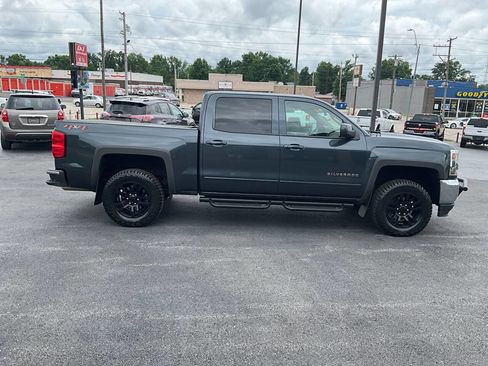 Used 2018 Chevrolet Silverado 1500 LT w/ All Star Edition AWD/4WD image 6