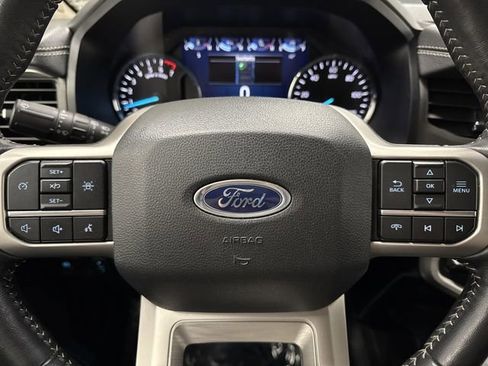 Used 2024 Ford Expedition Max XLT image 18