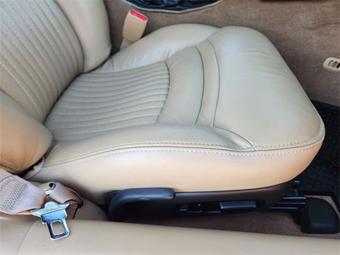 Used 1998 Chevrolet Corvette Convertible w/ Memory Pkg image 22