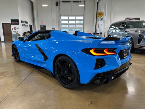Used 2021 Chevrolet Corvette Stingray Preferred Conv w/ Z51 Performance Package RWD image 6