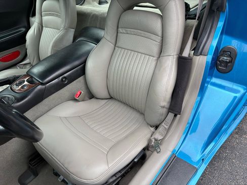 Used 1998 Chevrolet Corvette Coupe RWD image 33