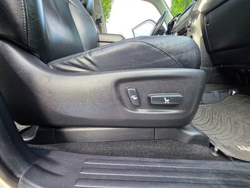 Used 2012 Toyota 4Runner Limited image 34