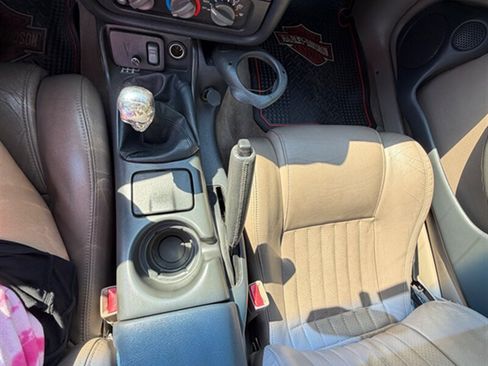 Used 1999 Pontiac Firebird Formula w/ Security Pkg RWD image 13