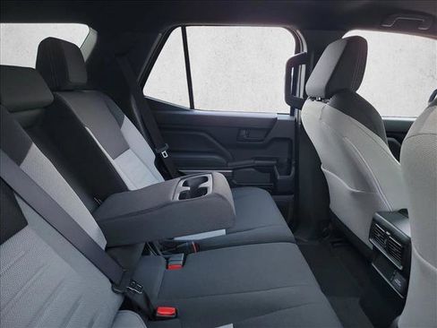 Used 2025 Toyota 4Runner TRD Off-Road image 16