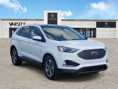 Used 2024 Ford Edge SEL w/ Convenience Package