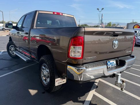 Used 2021 RAM 2500 Big Horn w/ Cold Weather Group AWD/4WD image 5