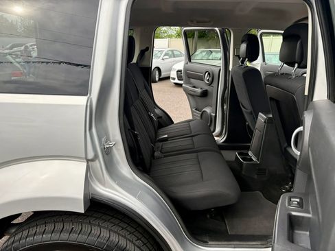Used 2011 Dodge Nitro Heat AWD/4WD image 22