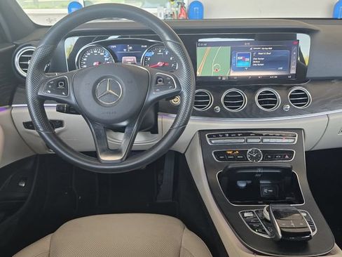 Used 2018 Mercedes-Benz E 300 image 15